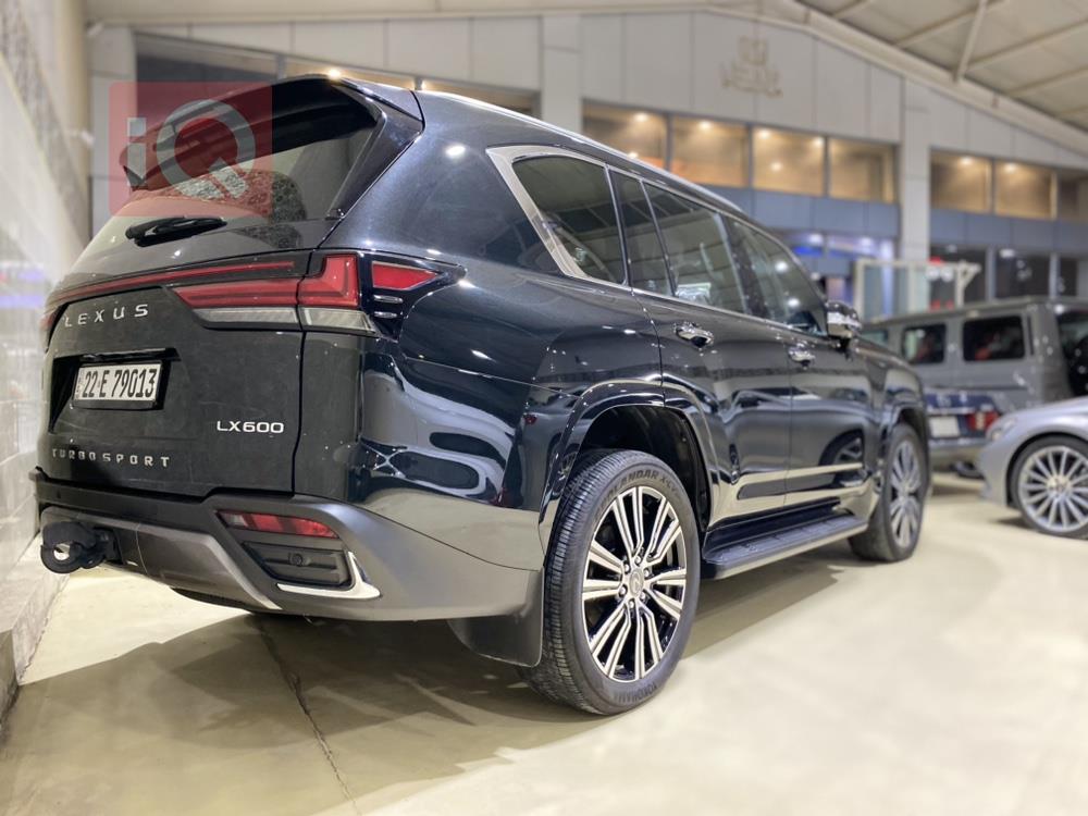 Lexus LX
